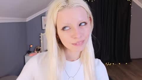 Milena online show from February 27, 11:25 am