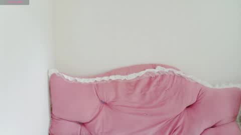Mari online show from June 3, 10:59 pm
