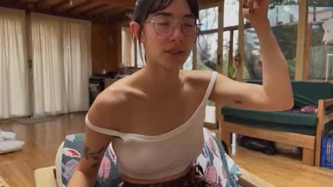 Alfonsina online show from October 4, 5:00 pm