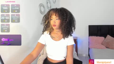 V A N E S S A  online show from March 2, 5:01 am