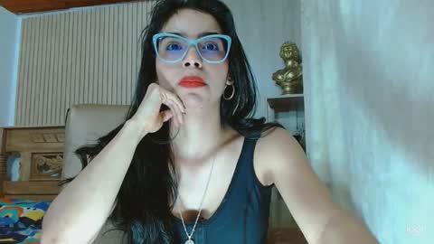 mariaa_antonia1 online show from December 21, 2:18 am