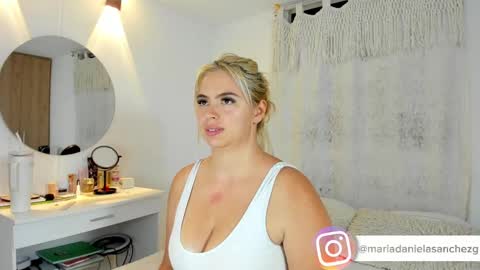 mariadanielasanchez online show from September 29, 1:26 am
