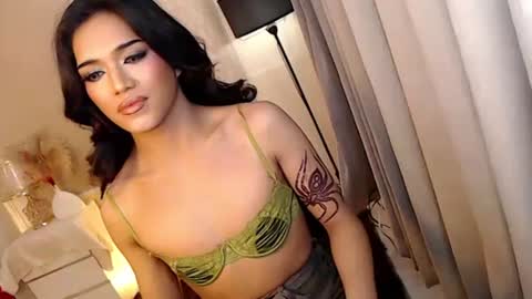 Snapshot of mariah_clara chatting on October 22, 6:31 pm mariah_clara online show from October 22, 6:31 pm