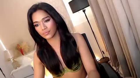 mariah_clara online show from November 26, 6:43 am