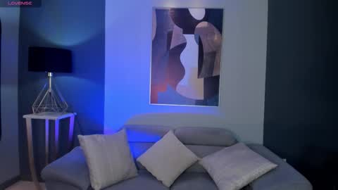 MARIA HERRERA  online show from February 25, 8:34 pm