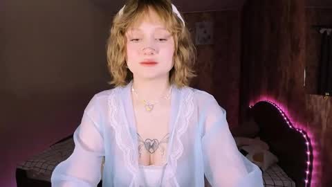 Maria online show from March 6, 2:10 am