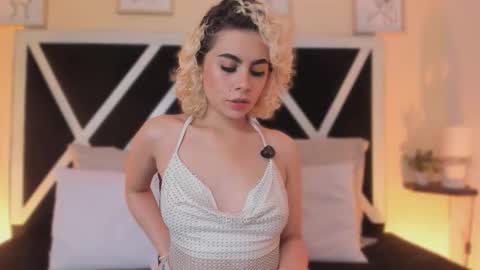 Marian online show from November 18, 2:36 am