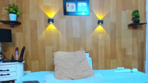 Mariana Angel online show from February 28, 11:01 pm