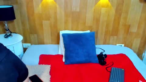 Mariana Angel online show from March 7, 7:05 pm