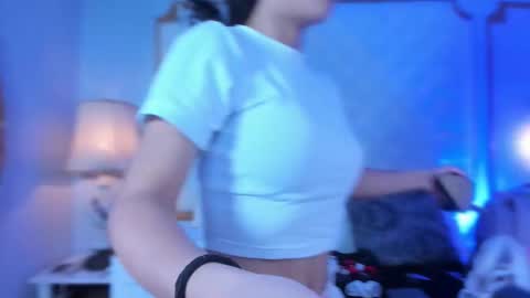 Mariana   online show from December 21, 10:54 am