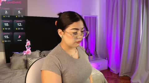    online show from June 9, 6:40 pm