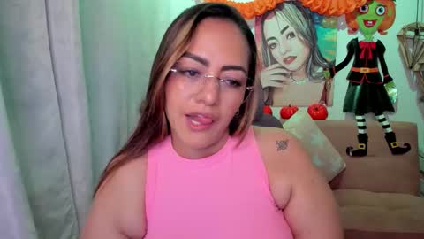 Snapshot of marianalopez81 chatting on October 20, 2:05 am Mariana Lopez online show from October 20, 2:05 am