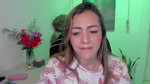 Snapshot of marianalopez81 chatting on February 28, 12:32 am Mariana Lopez online show from February 28, 12:32 am
