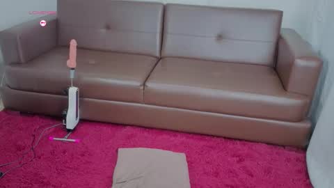 Mariana  online show from November 2, 4:45 am