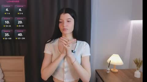 Amelia online show from June 7, 1:22 am
