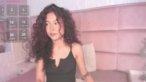Snapshot of marianna_ray_ chatting on October 20, 7:52 pm marianna_ray_ online show from October 20, 7:52 pm