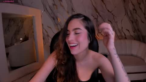 Marianne  online show from October 18, 8:46 pm