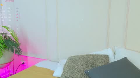 Maria Pettit online show from November 5, 11:45 am