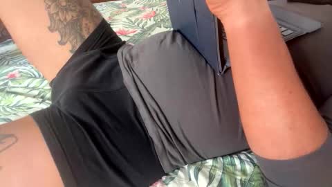 Snapshot of mariasweetangel84 chatting on October 28, 9:21 am Mariasweetangel84 online show from October 28, 9:21 am