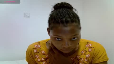 Pauline online show from March 22, 9:41 pm