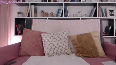 Maria online show from December 1, 7:38 pm