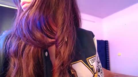 Snapshot of mariel_sins21 chatting on February 17, 7:12 pm Mariie online show from February 17, 7:12 pm