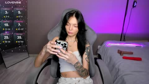 Maria  online show from March 25, 2:46 pm