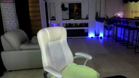 mariemlui online show from July 6, 2:25 pm