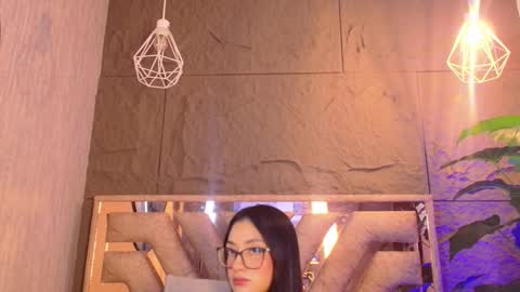 Maryyy online show from March 5, 6:06 pm