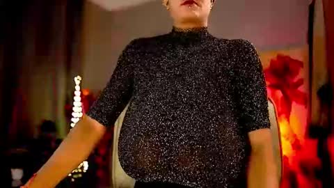 Snapshot of mariicha chatting on September 20, 7:22 am Nikita - Scroll down and read my bio please. New Pictures in Bio online show from September 20, 7:22 am