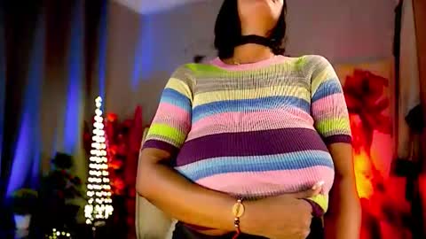 Snapshot of mariicha chatting on September 24, 7:15 am Nikita - Scroll down and read my bio please. New Pictures in Bio online show from September 24, 7:15 am