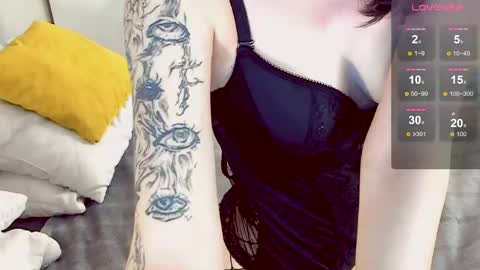 marika_degas1 online show from April 29, 2:55 pm