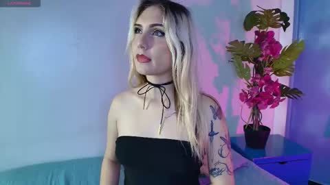 Mariluu  online show from February 3, 12:53 pm