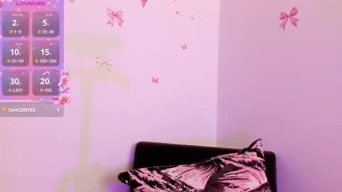 Marilyn online show from November 24, 9:35 pm