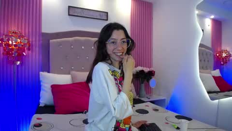 marinette online show from March 2, 7:53 pm