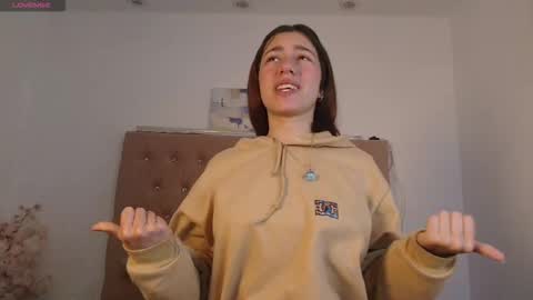 marinette online show from November 9, 1:03 pm