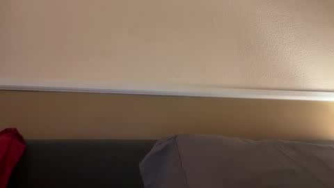 MARIOLUIGIHOT online show from December 18, 3:26 am