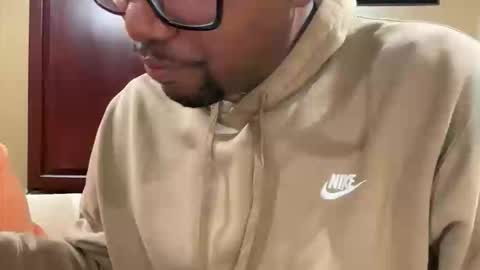 MARIOLUIGIHOT online show from October 26, 4:57 am