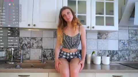 Kate online show from July 24, 7:27 am