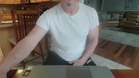 Mark online show from November 26, 6:48 pm