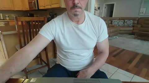 Mark online show from November 24, 3:00 pm