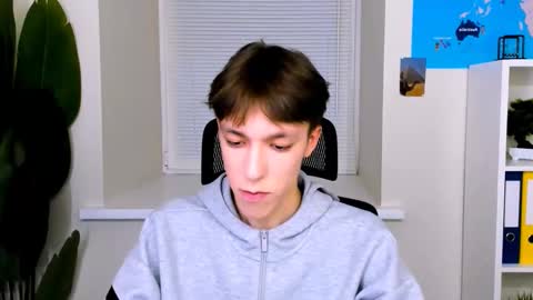 Mark online show from October 25, 3:56 pm