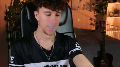 mark_caron online show from March 5, 8:29 pm