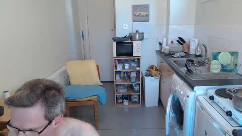 mark_islington online show from June 9, 10:37 am