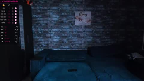 Mark online show from September 23, 9:58 am