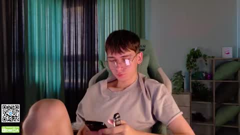 Mark online show from November 16, 3:30 am