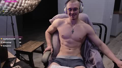 Mark online show from January 1, 11:40 pm