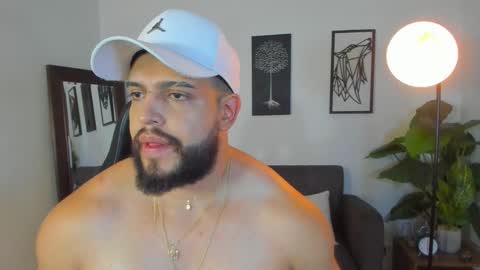 mark_x23 online show from March 2, 4:39 am