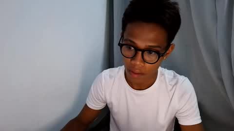 markanthony54 online show from June 3, 2:47 am