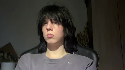 Mark online show from April 21, 8:49 pm